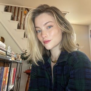 Meet your Posher, April